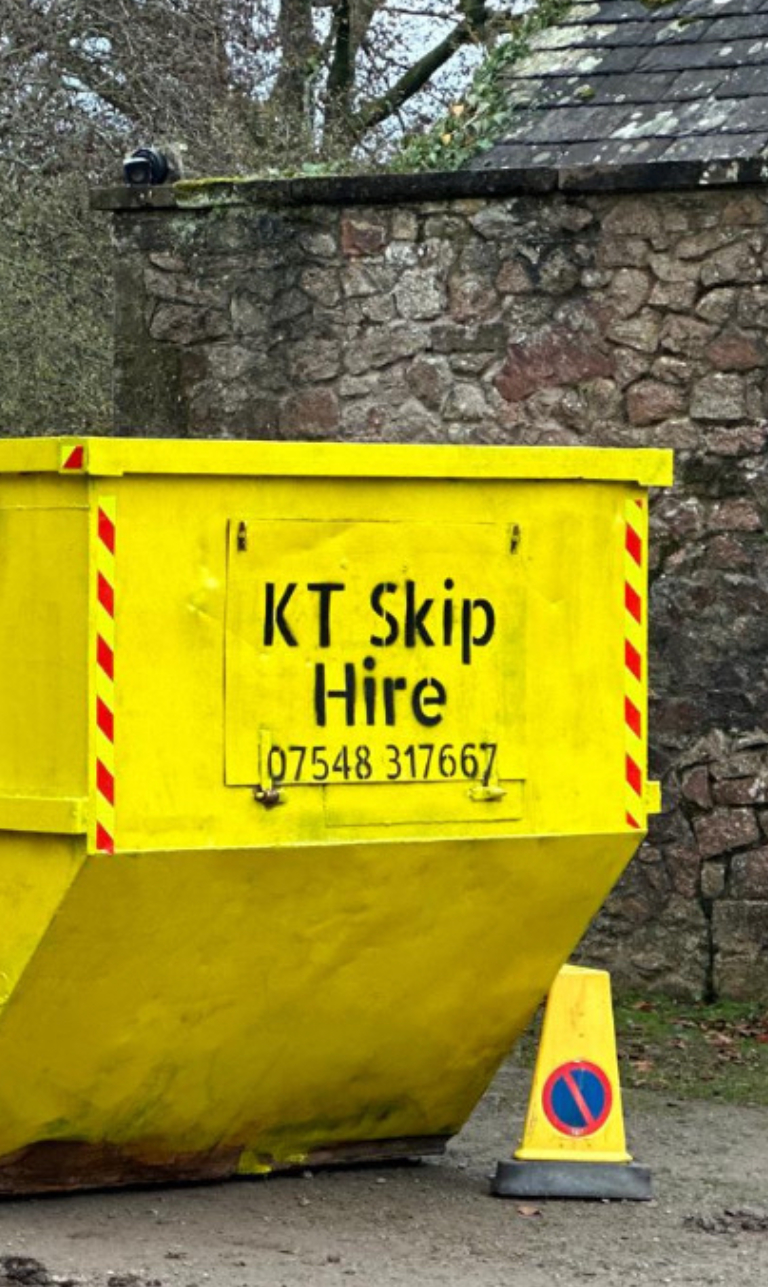  KT Skip Hire
